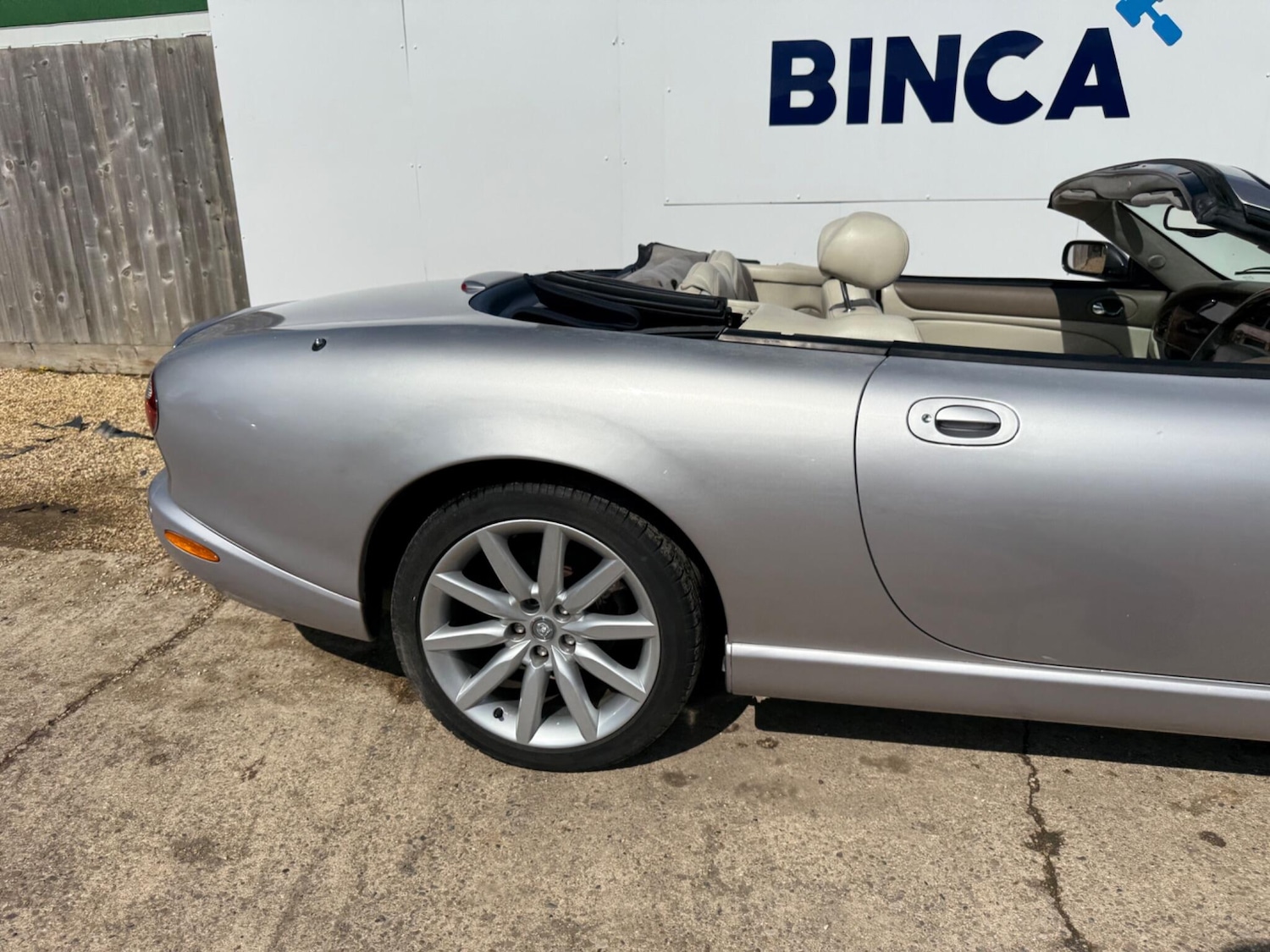 Used Jaguar XK8 2005 for sale - 76988038: Photo 8