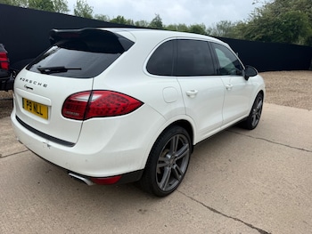 Used Porsche Cayenne 2011 for sale - 78481051: Photo