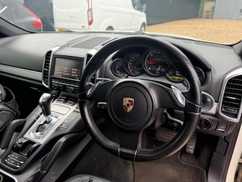 Used Porsche Cayenne 2011 for sale - 78481051: Photo