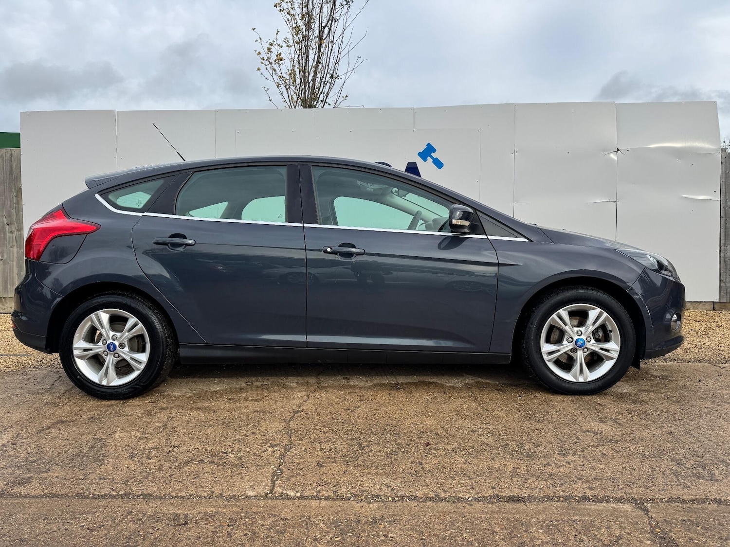 Used Ford Focus 2011 for sale - 76360062: Photo 14