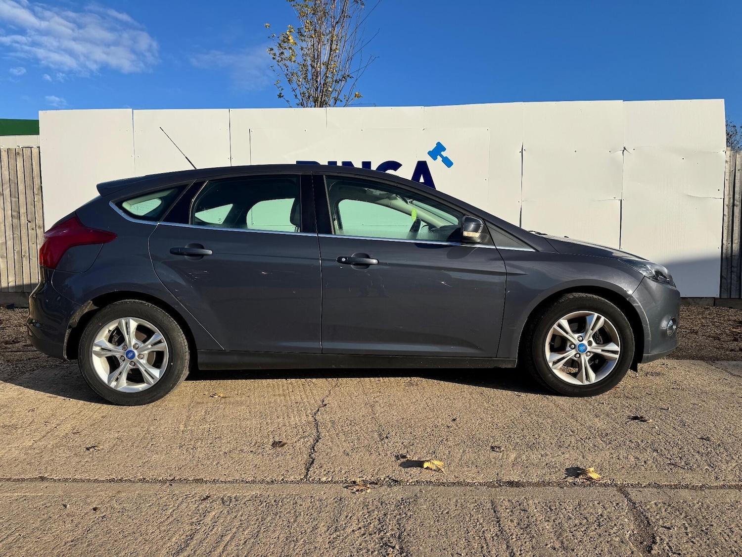 Used Ford Focus 2011 for sale - 76360062: Photo 3