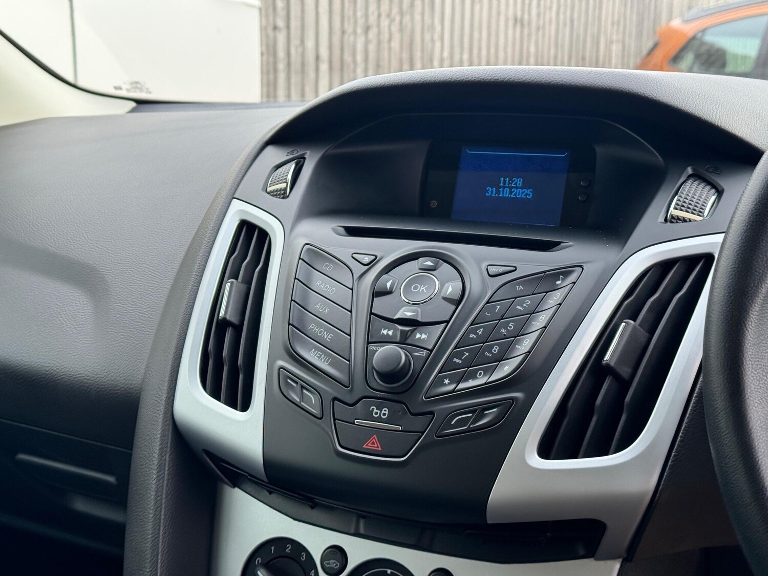 Used Ford Focus 2011 for sale - 76360062: Photo 42