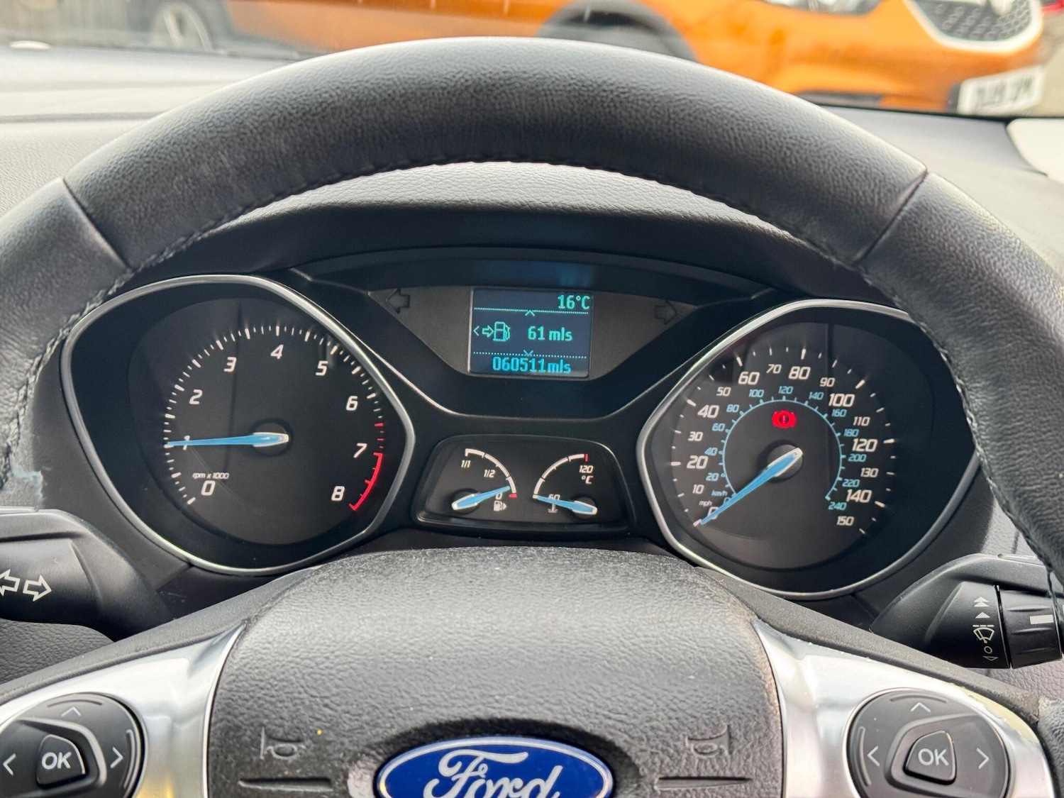 Used Ford Focus 2011 for sale - 76360062: Photo 43