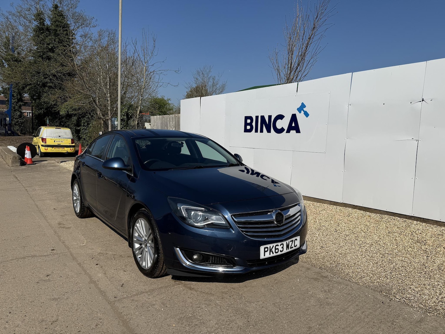 Used Vauxhall Insignia 2013 for sale - 76359909: Photo 1