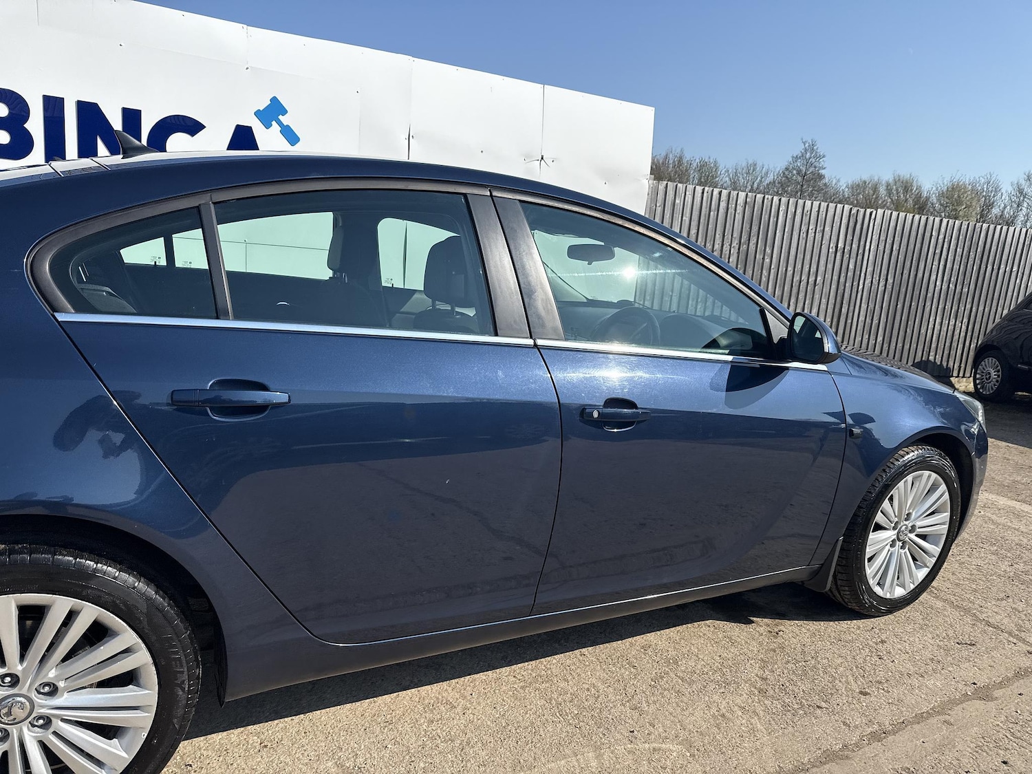 Used Vauxhall Insignia 2013 for sale - 76359909: Photo 12