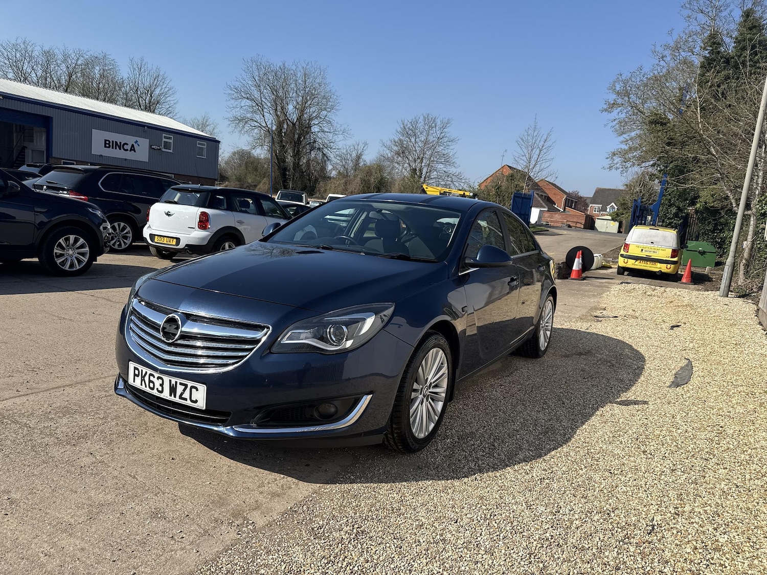 Used Vauxhall Insignia 2013 for sale - 76359909: Photo 3
