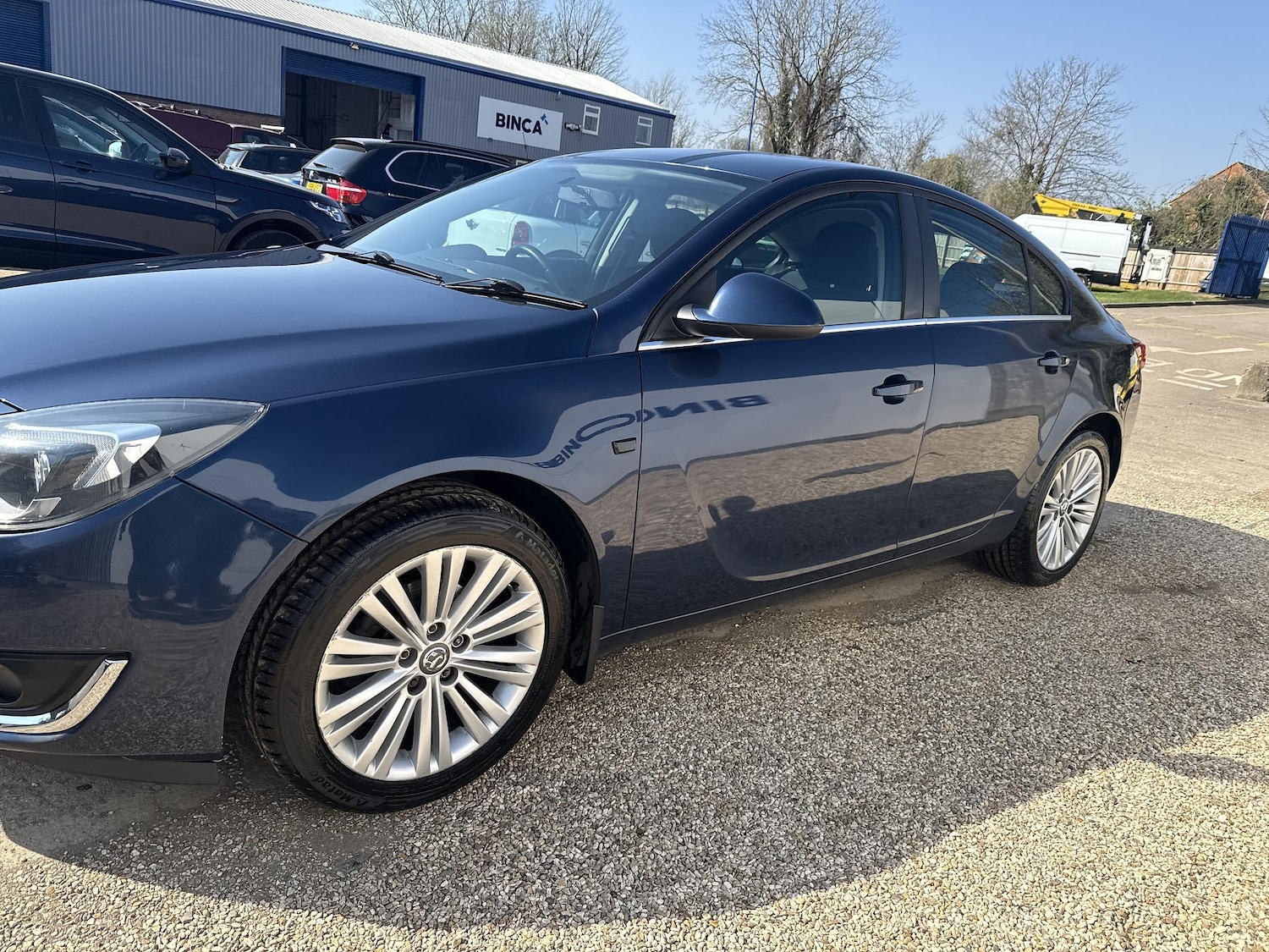 Used Vauxhall Insignia 2013 for sale - 76359909: Photo 4