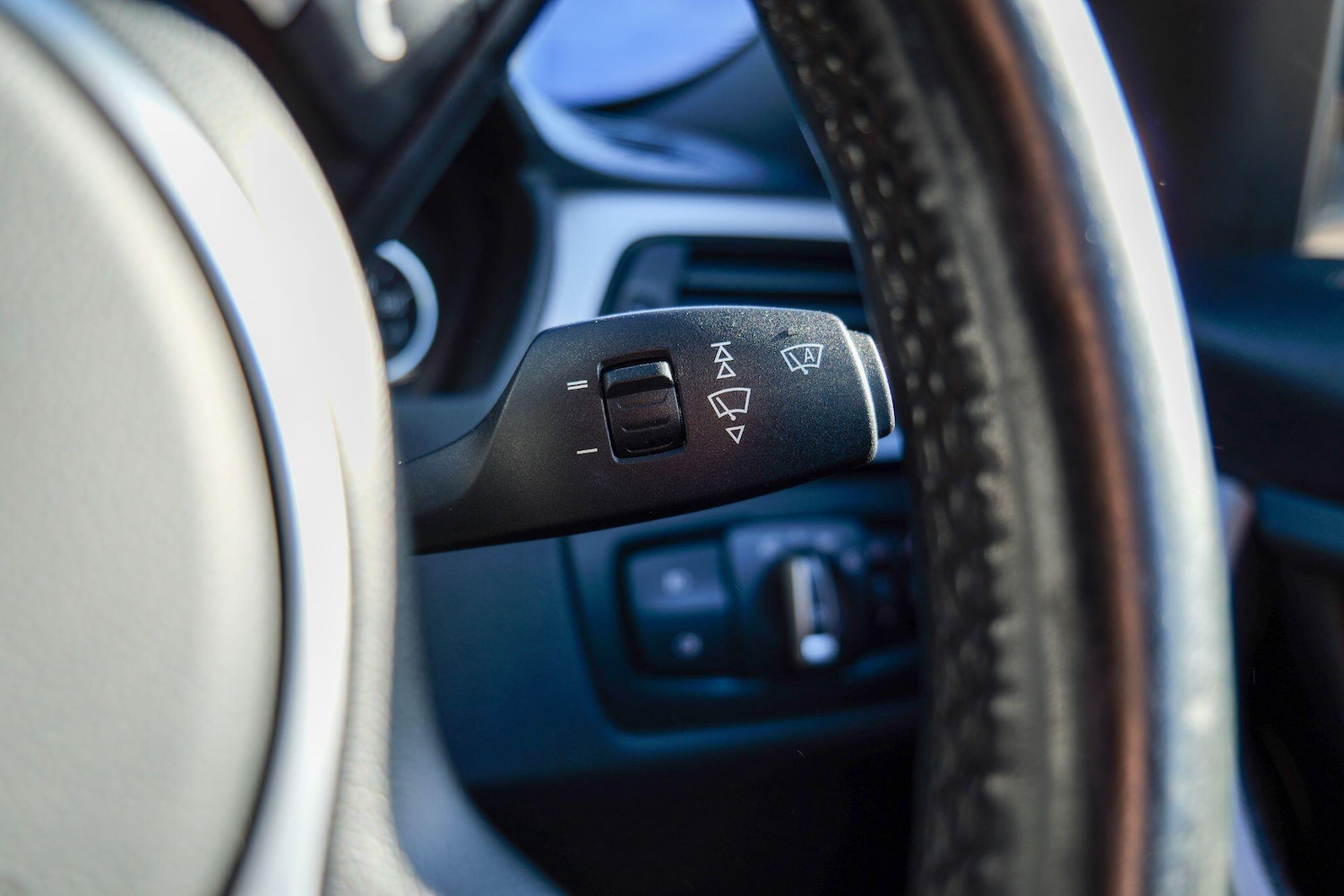 Used BMW 3 Series 2014 for sale - 77550577: Photo 23