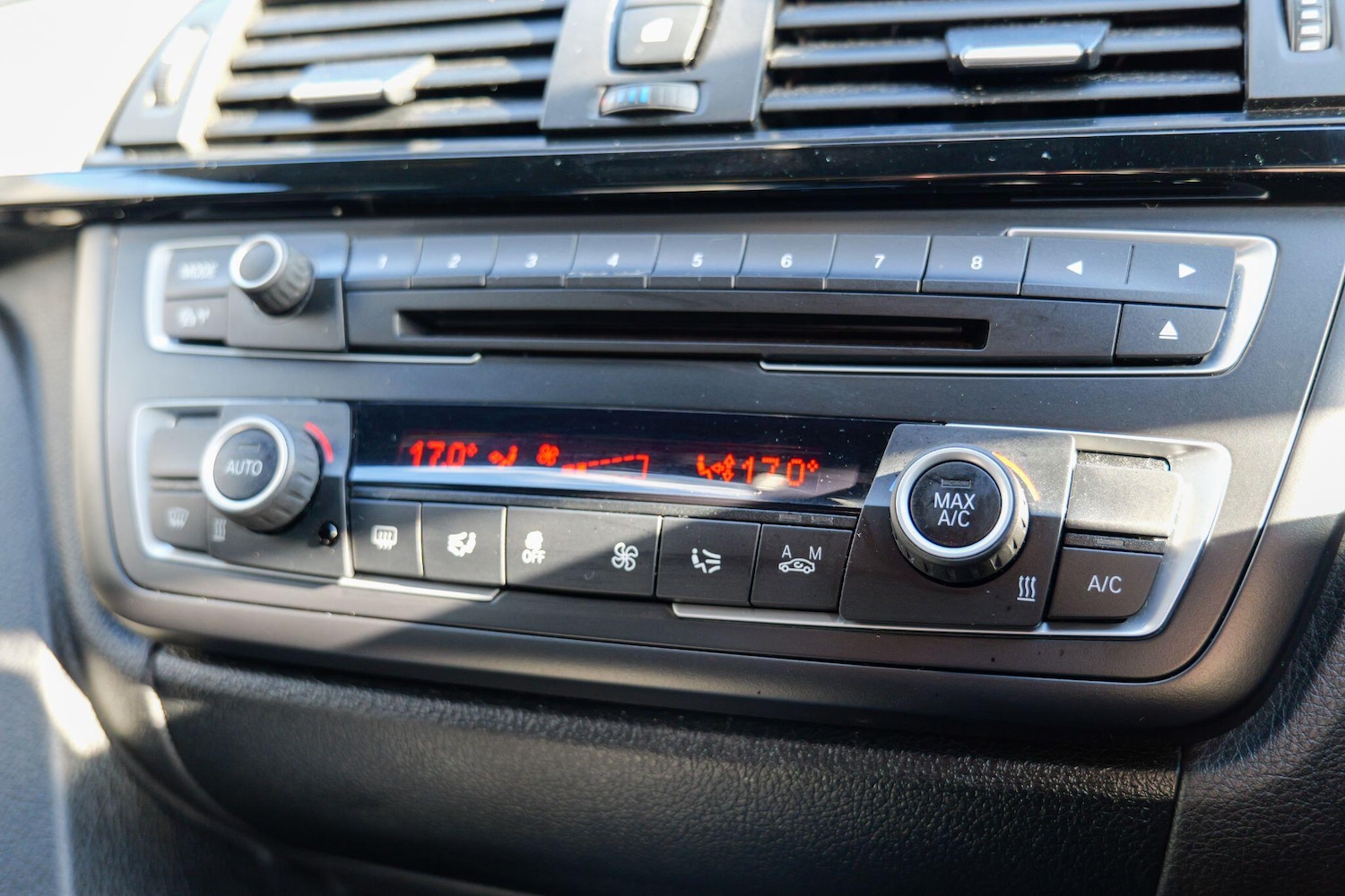 Used BMW 3 Series 2014 for sale - 77550577: Photo 34