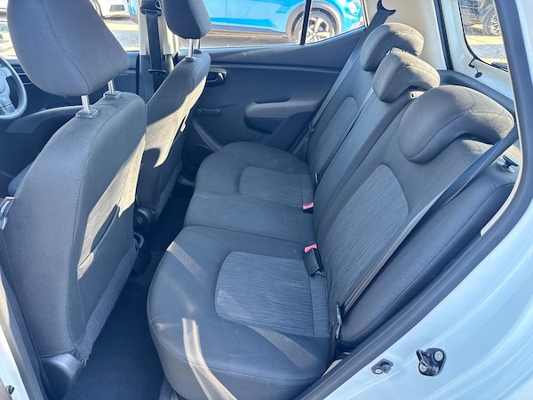 Used Hyundai i10 2012 for sale - 75060395: Photo 33