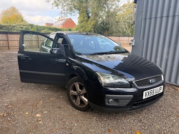 Used Ford Focus 2005 for sale - 76138066: Photo