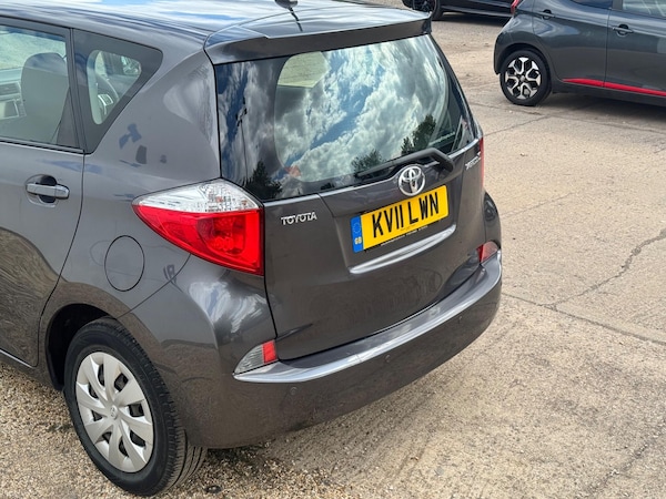 Used Toyota Verso 2011 for sale - 75677818: Photo 11