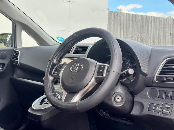 Used Toyota Verso 2011 for sale - 75677818: Photo 15
