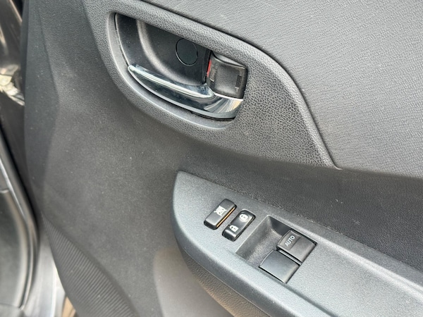 Used Toyota Verso 2011 for sale - 75677818: Photo 16