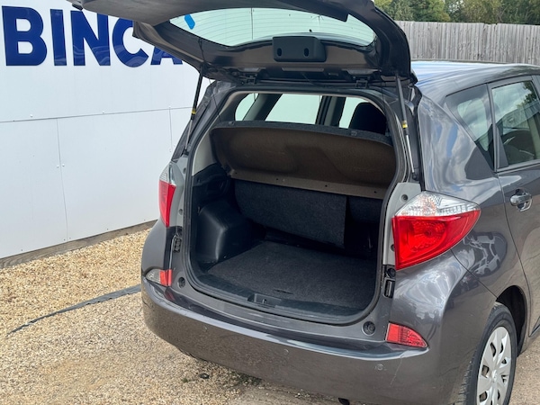 Used Toyota Verso 2011 for sale - 75677818: Photo 30