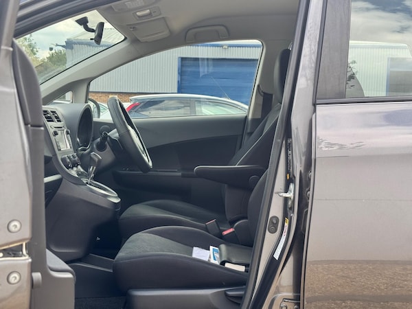 Used Toyota Verso 2011 for sale - 75677818: Photo 39