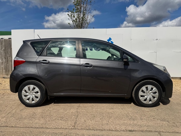 Used Toyota Verso 2011 for sale - 75677818: Photo 5