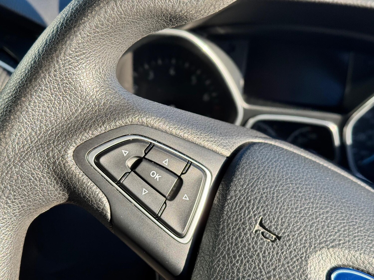 Used Ford Focus 2015 for sale - 77040574: Photo 19