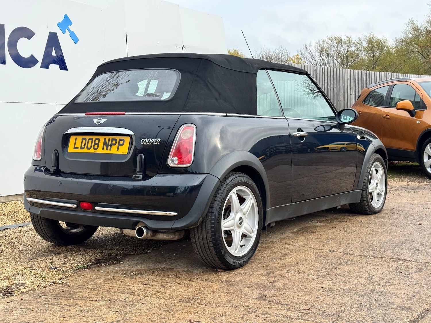 Used MINI Convertible for sale - 76270126: Photo 13