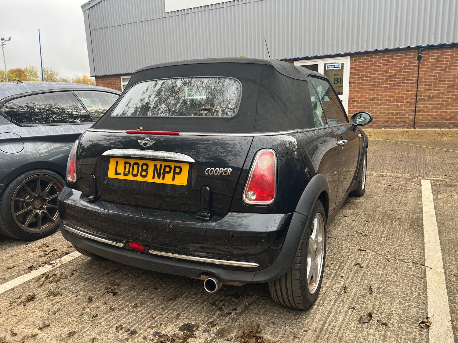 Used MINI Convertible for sale - 76270126: Photo 2