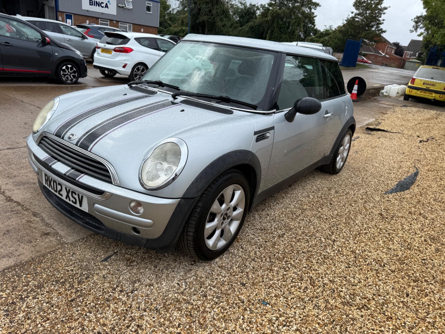 Used MINI Hatch 2002 for sale - 76484440: Photo 2