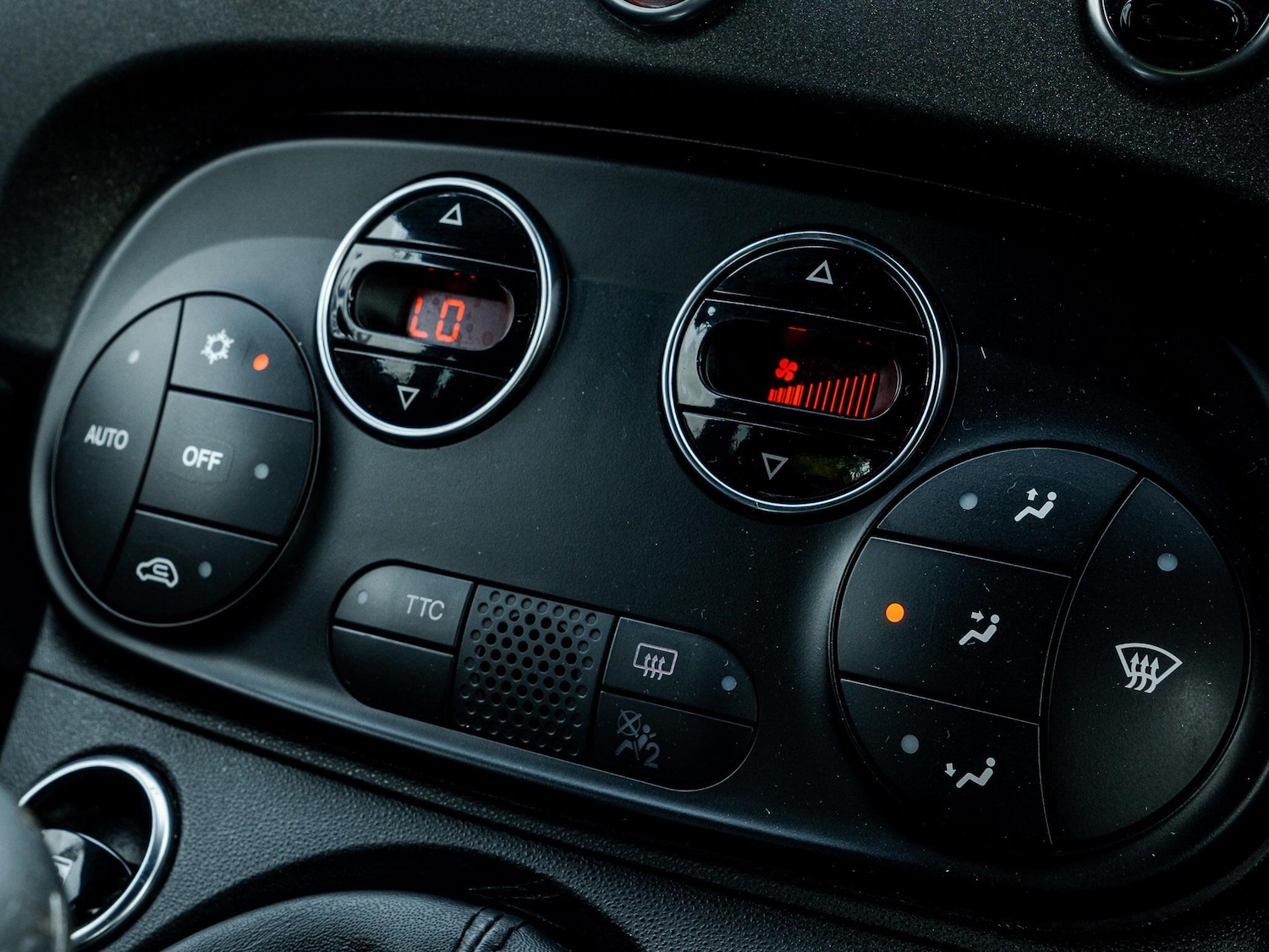 Used Abarth 595 2019 for sale - 75953843: Photo 40