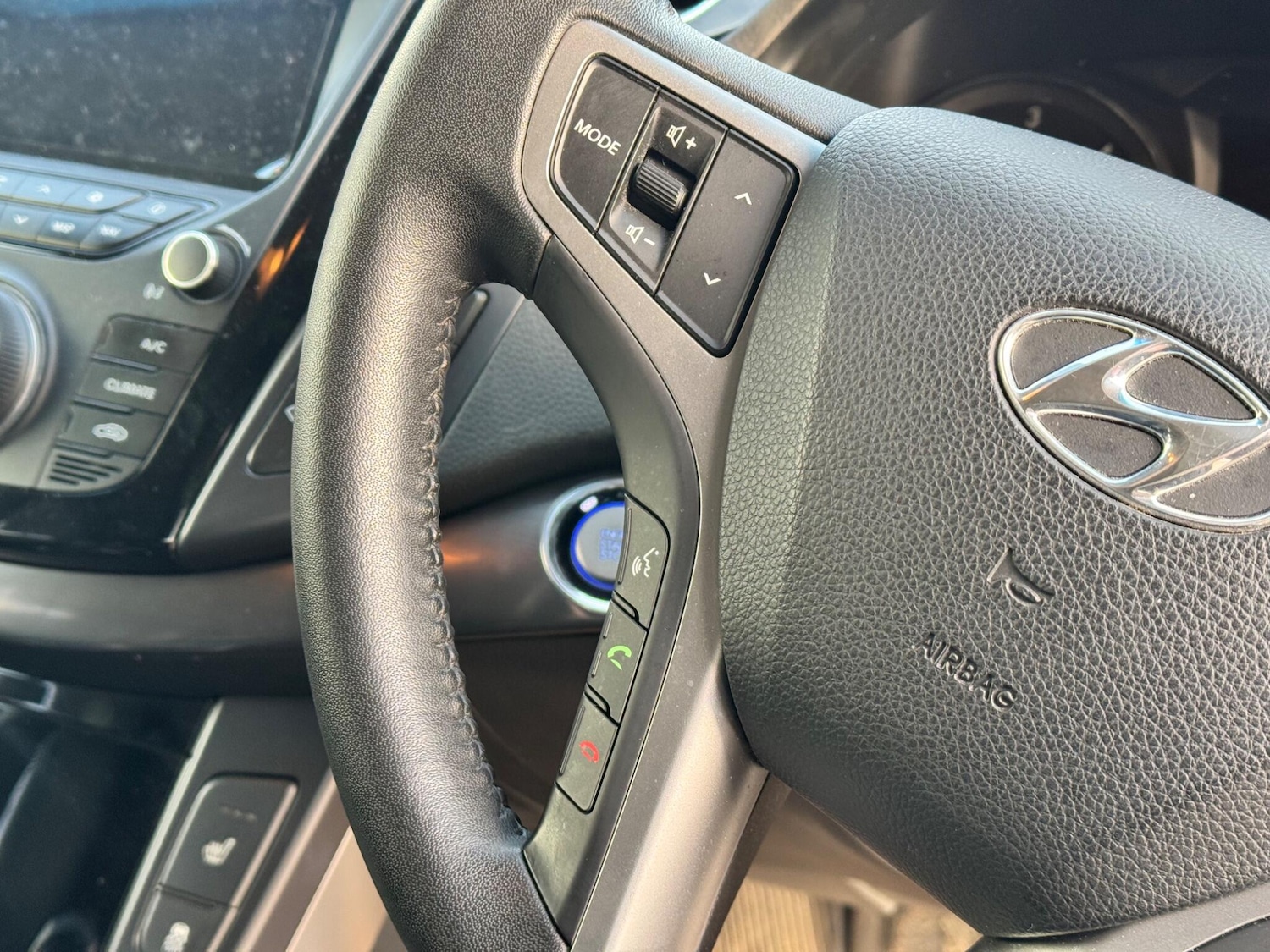 Used Hyundai i40 2011 for sale - 77386492: Photo 22