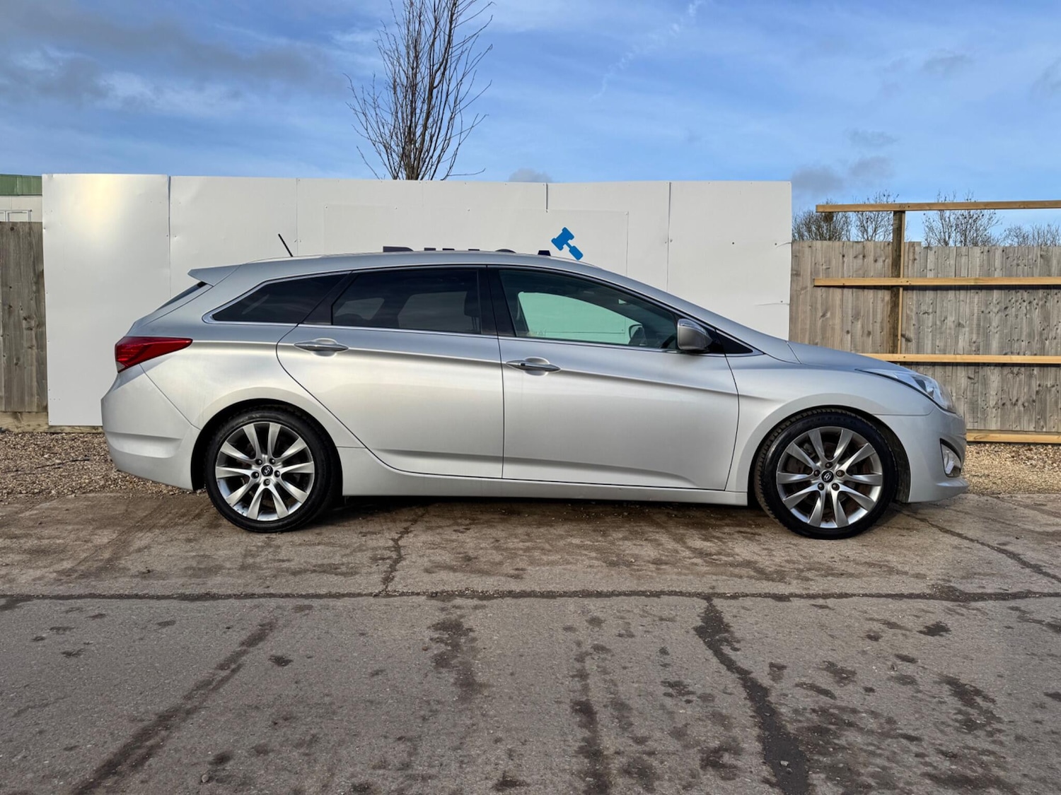Used Hyundai i40 2011 for sale - 77386492: Photo 6