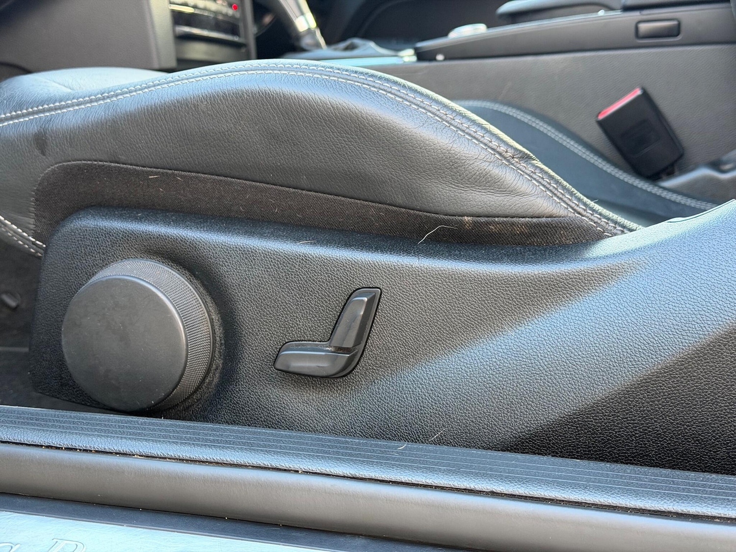 Used Mercedes-Benz E Class 2011 for sale - 76952286: Photo 12