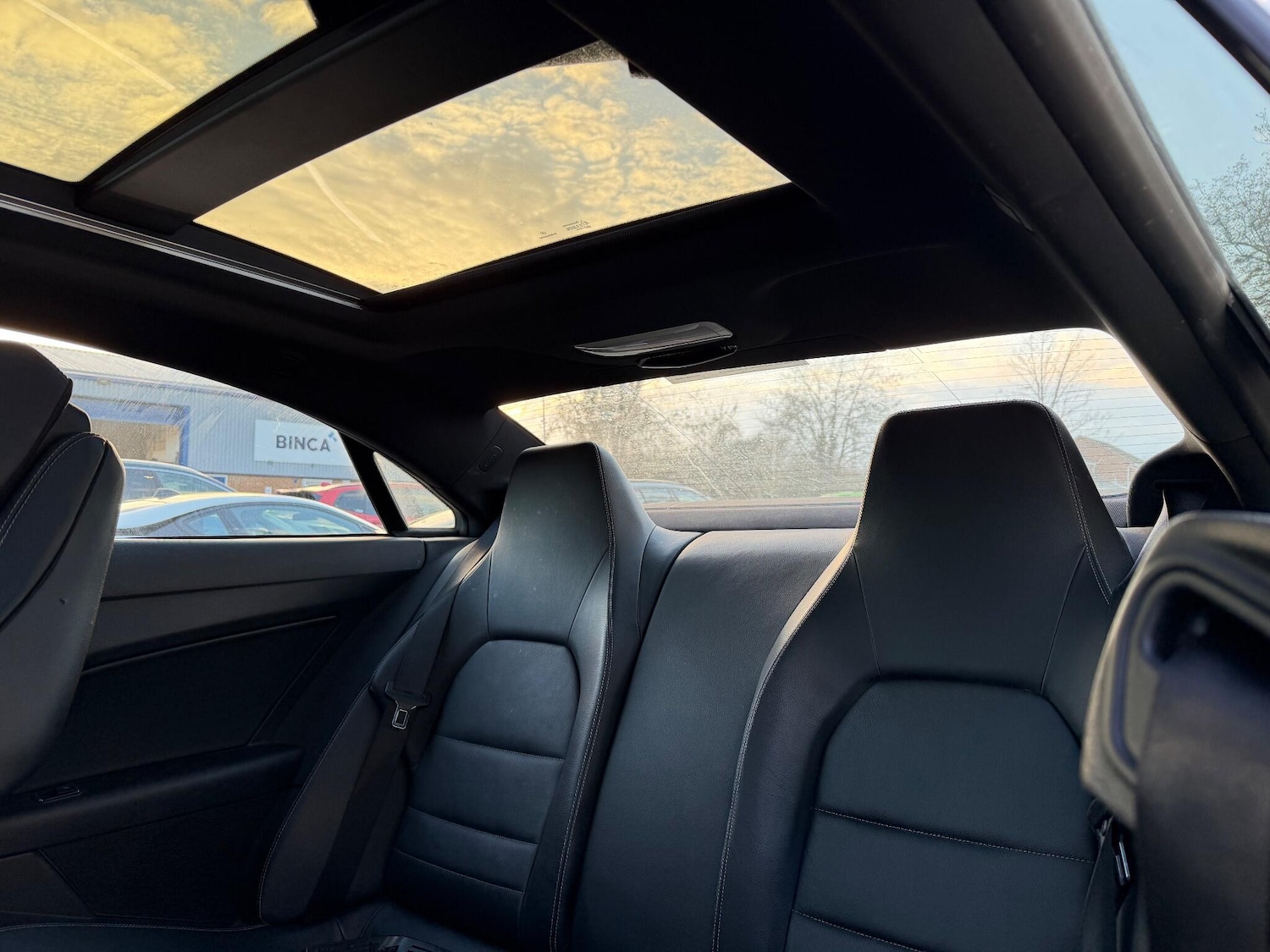 Used Mercedes-Benz E Class 2011 for sale - 76952286: Photo 15