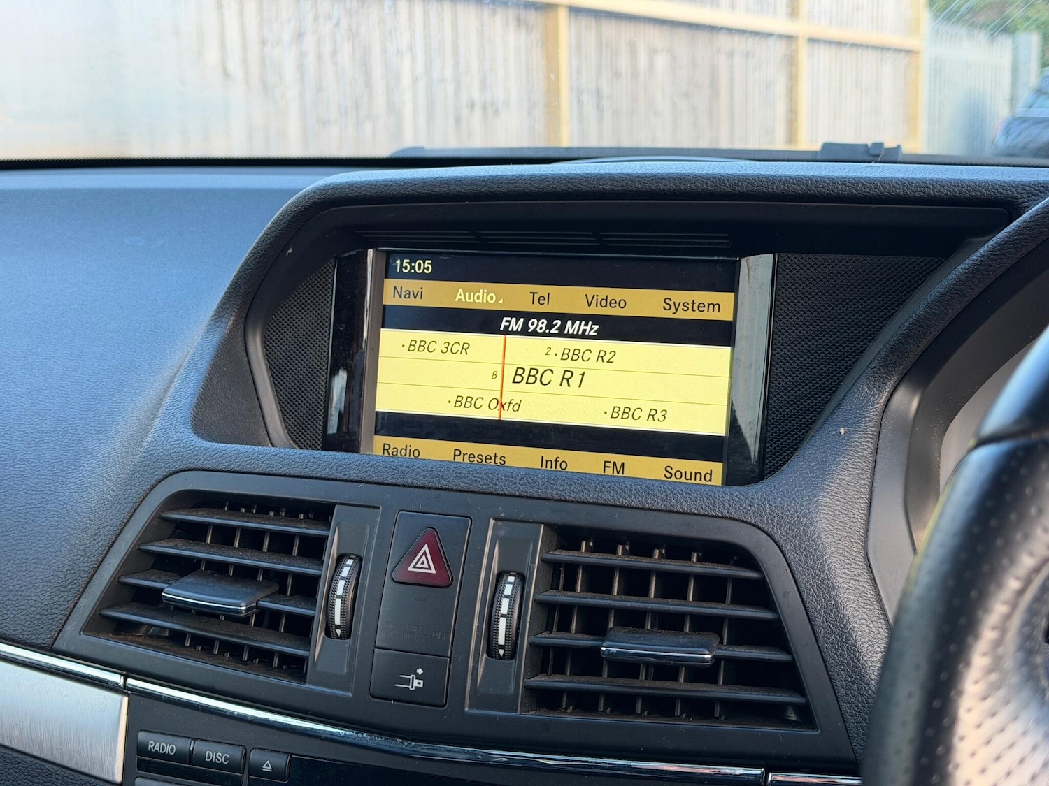 Used Mercedes-Benz E Class 2011 for sale - 76952286: Photo 27