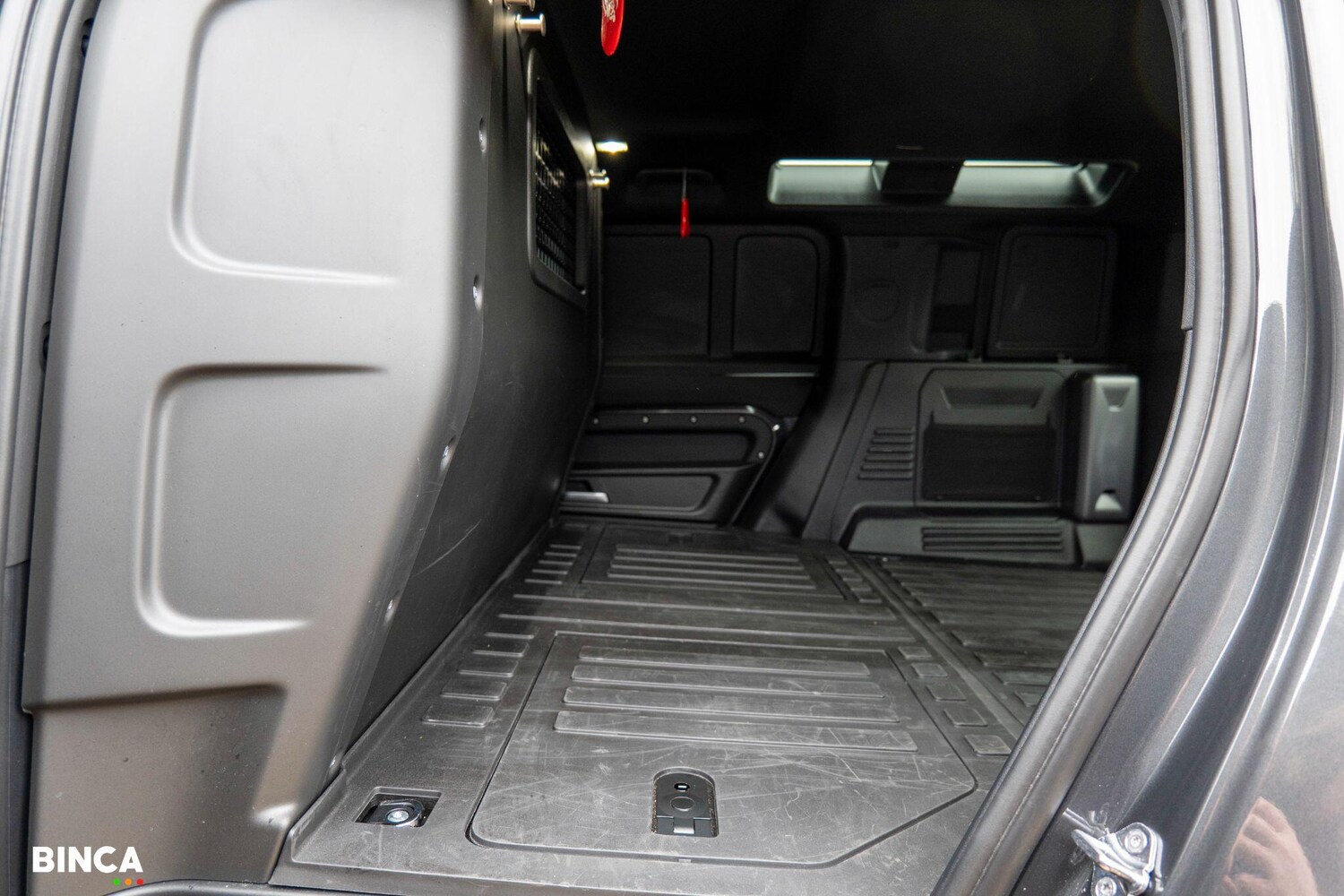 Used Land Rover Defender 2024 for sale - 77853580: Photo 38