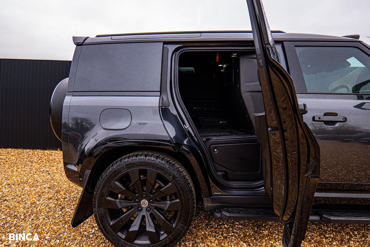 Used Land Rover Defender 2024 for sale - 77853580: Photo 6