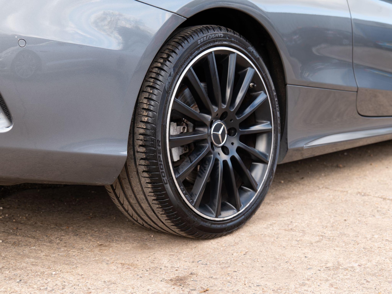 Used Mercedes-Benz C Class 2018 for sale - 76432336: Photo 15