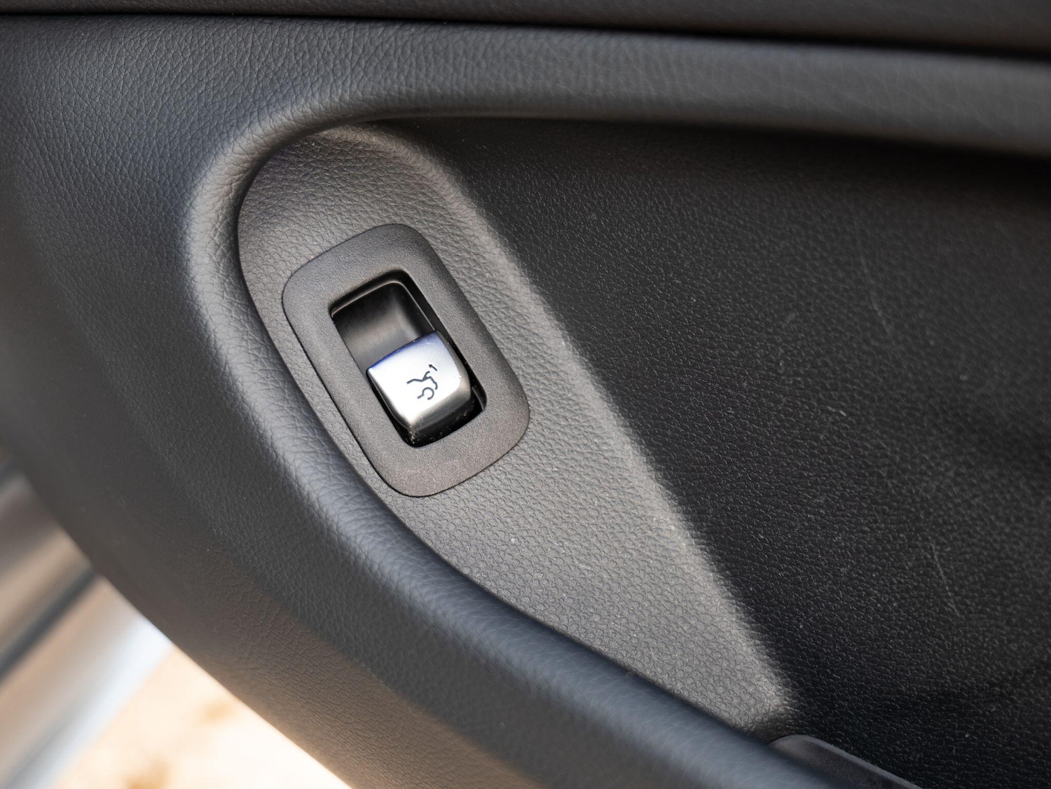 Used Mercedes-Benz C Class 2018 for sale - 76432336: Photo 18