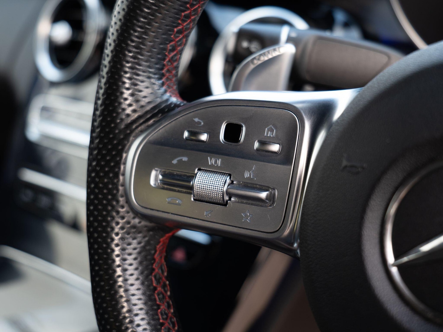 Used Mercedes-Benz C Class 2018 for sale - 76432336: Photo 25