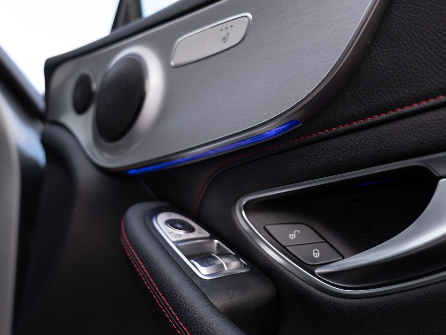 Used Mercedes-Benz C Class 2018 for sale - 76432336: Photo 28