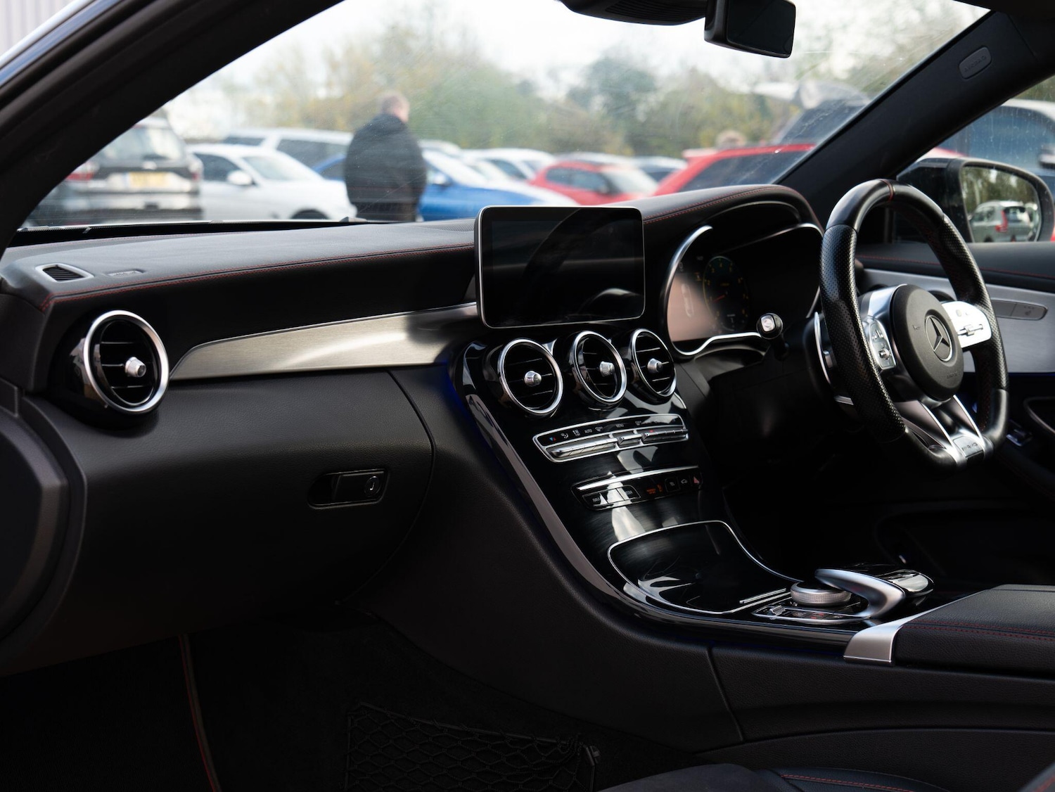 Used Mercedes-Benz C Class 2018 for sale - 76432336: Photo 31