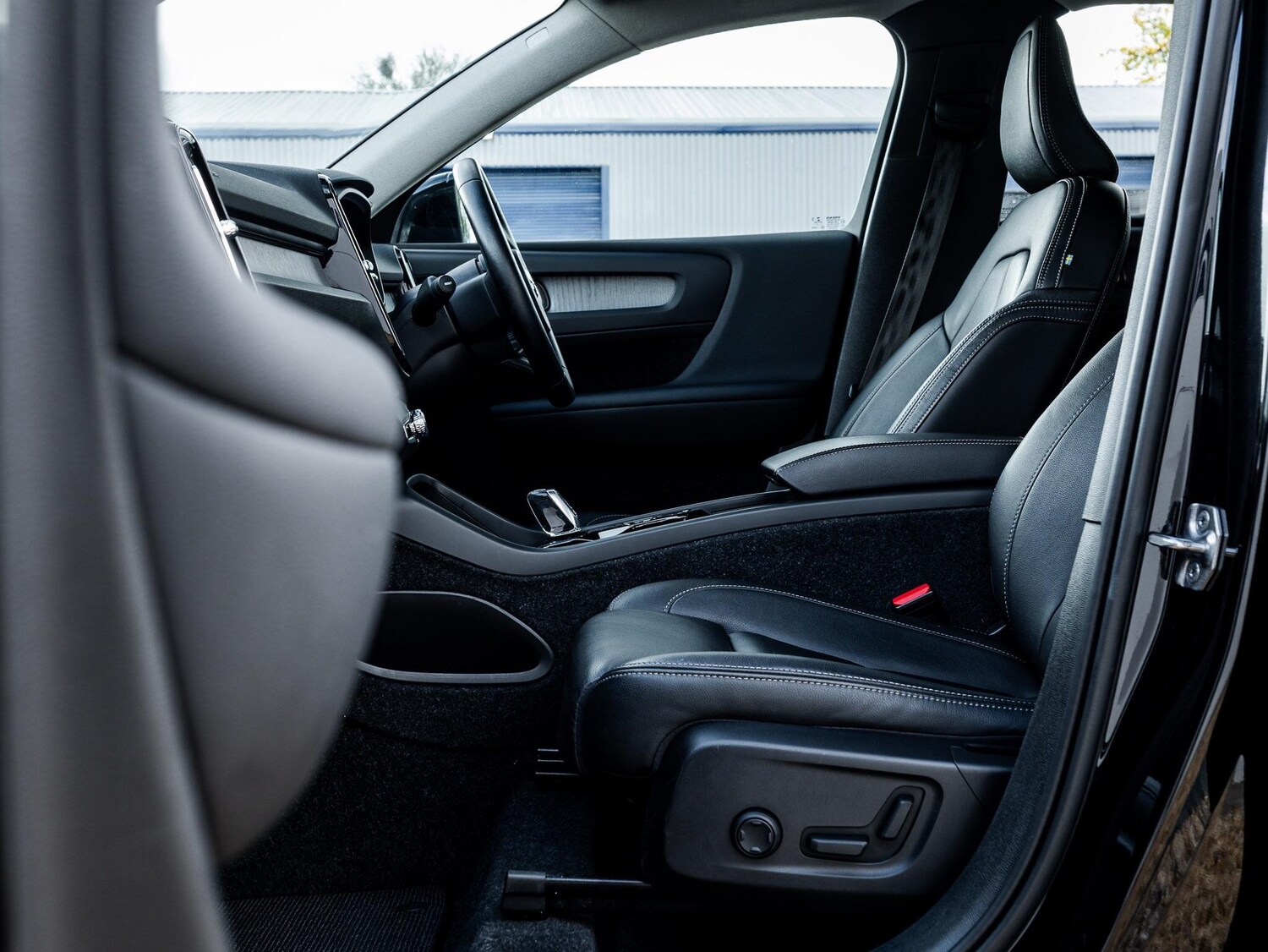 Used Volvo XC40 2021 for sale - 76326785: Photo 19