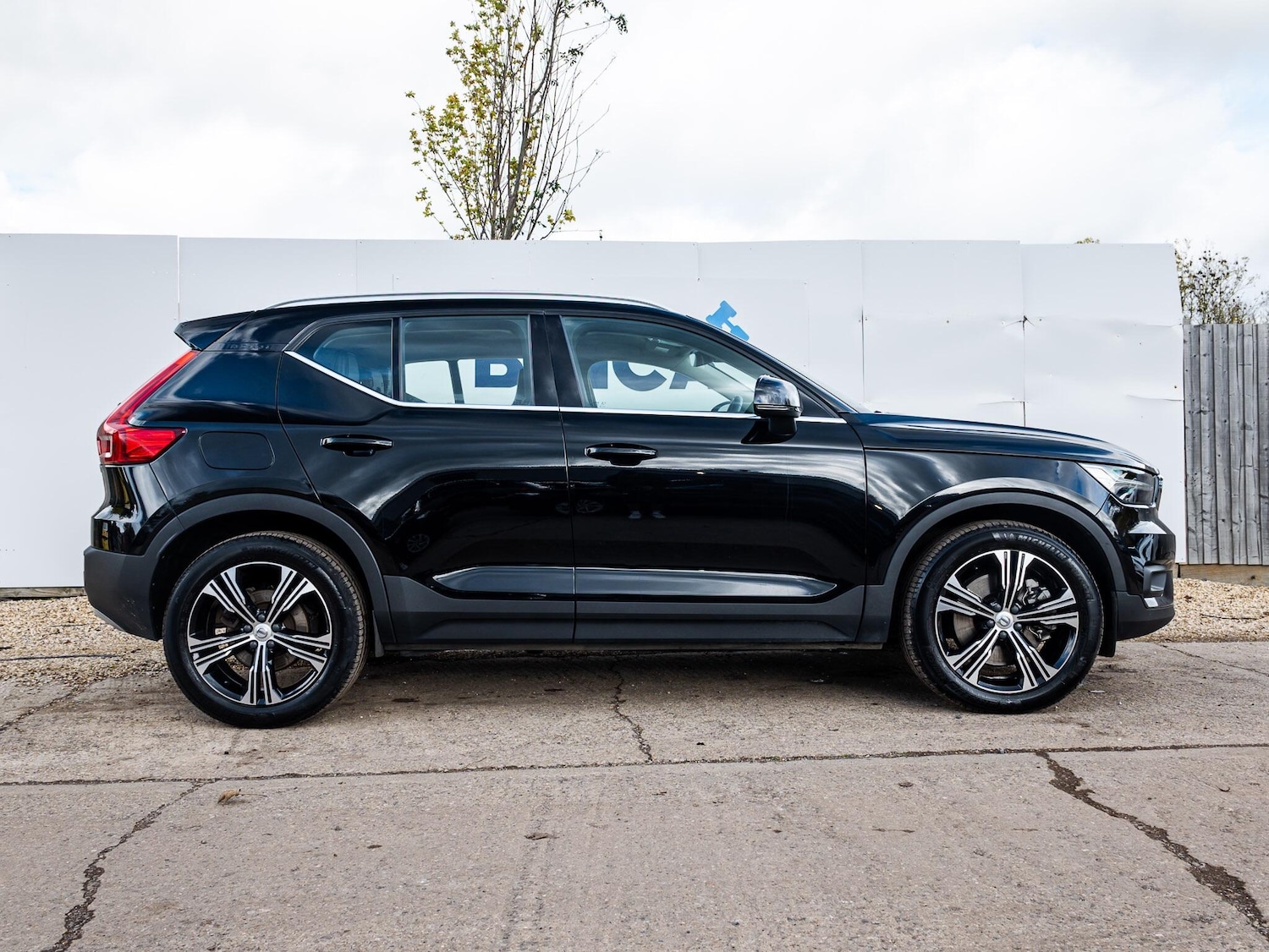 Used Volvo XC40 2021 for sale - 76326785: Photo 4
