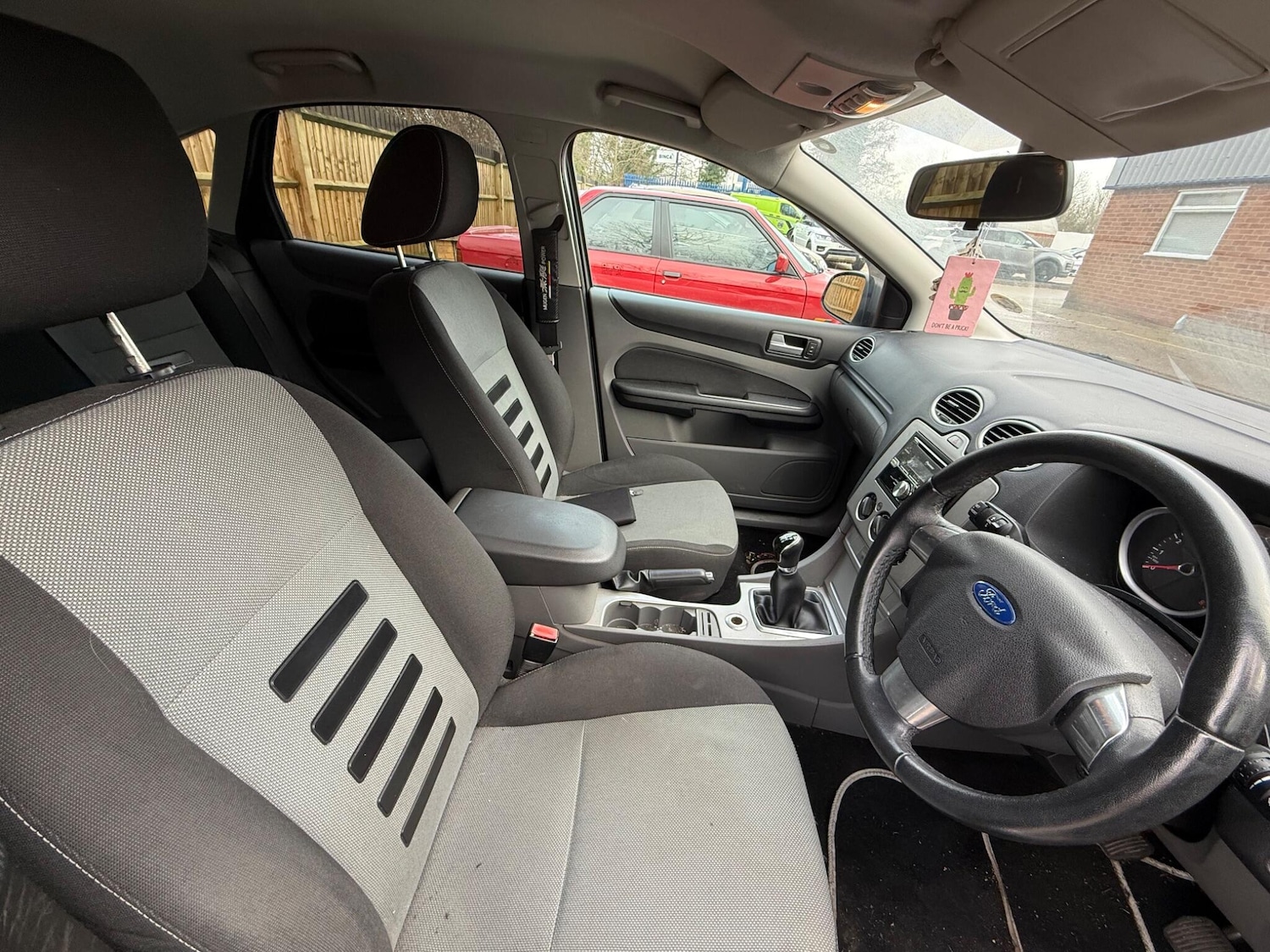 Used Ford Focus 2010 for sale - 77387221: Photo 3