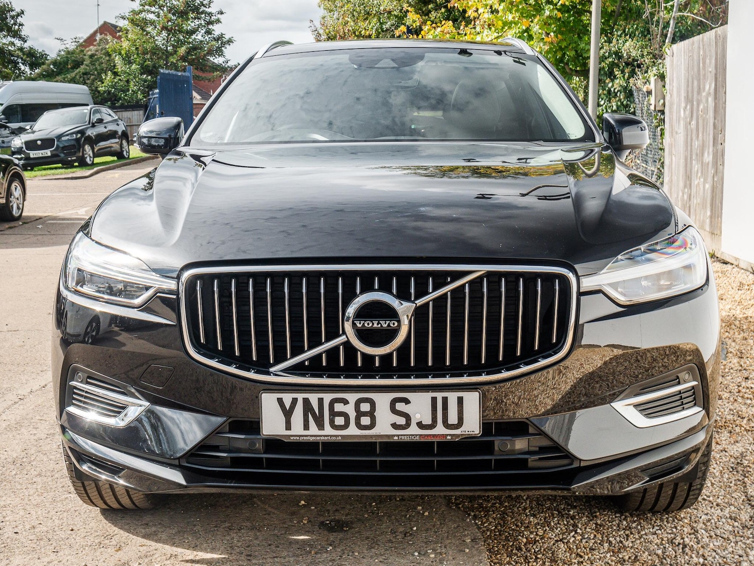 Used Volvo XC60 2019 for sale - 76059279: Photo 2