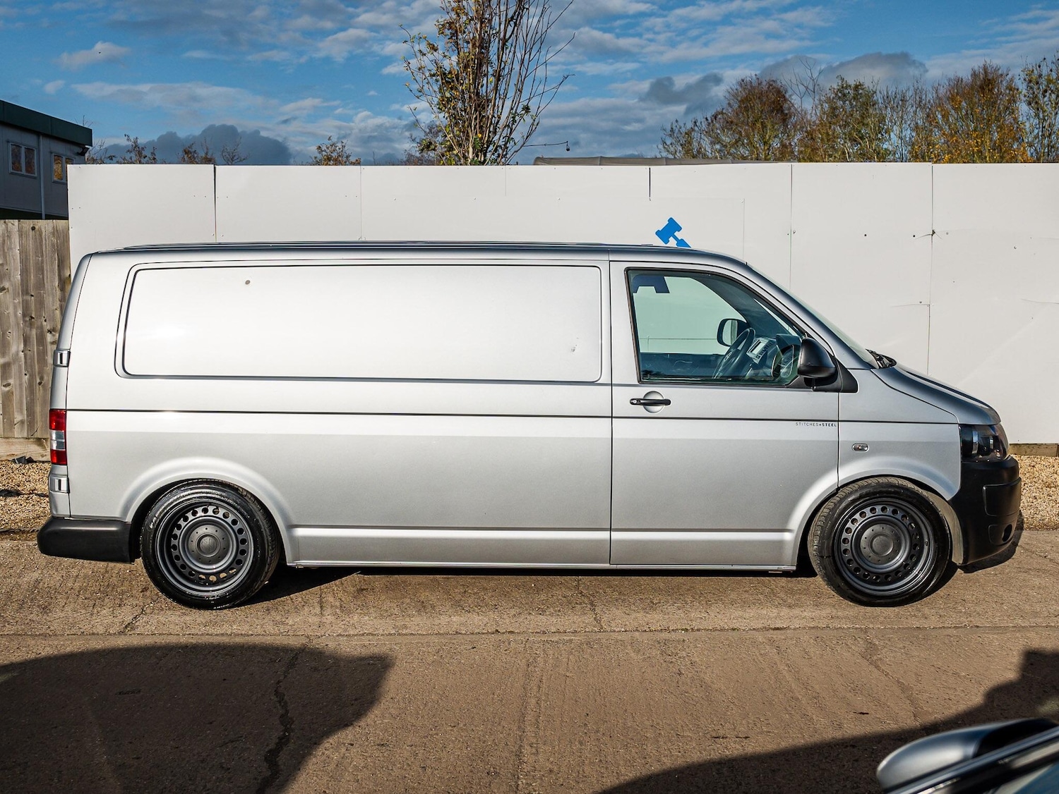 Used Volkswagen Transporter 2015 for sale - 76458152: Photo 4