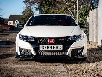 Used Honda Civic 2017 for sale - 76645560: Photo