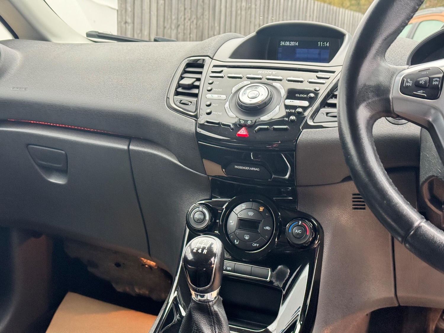 Used Ford Fiesta 2014 for sale - 76584678: Photo 11