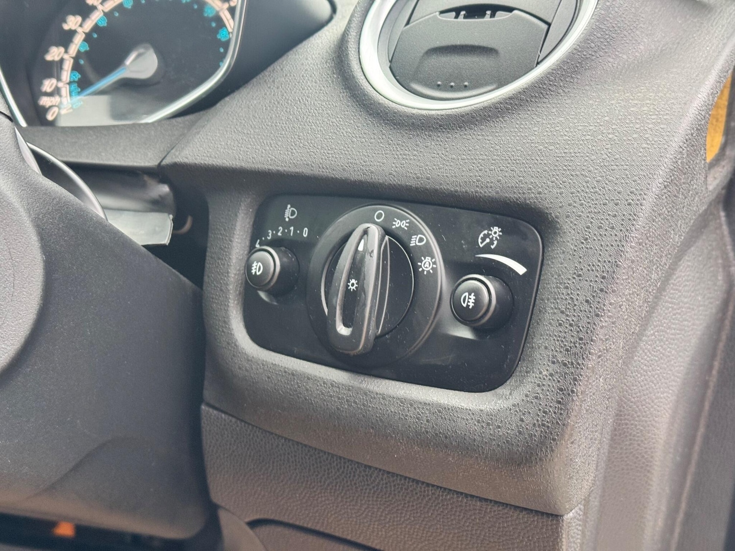 Used Ford Fiesta 2014 for sale - 76584678: Photo 16