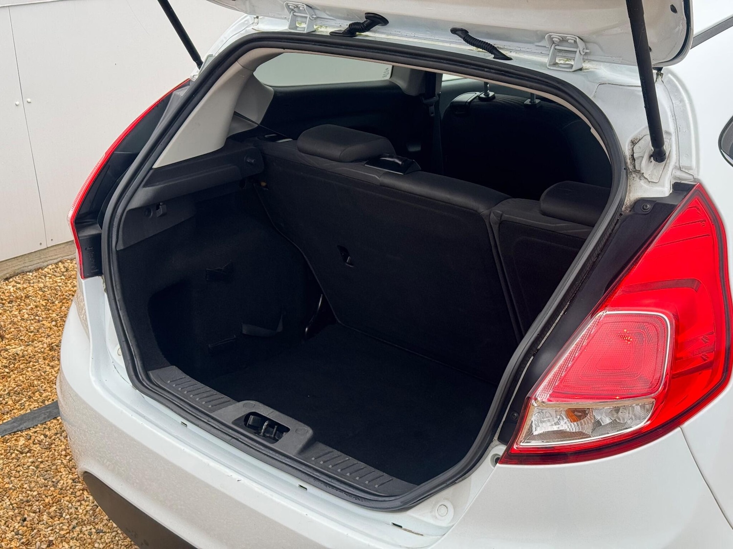 Used Ford Fiesta 2014 for sale - 76584678: Photo 26