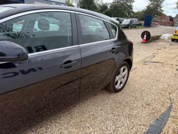 Used Vauxhall Astra 2010 for sale - 75388542: Photo