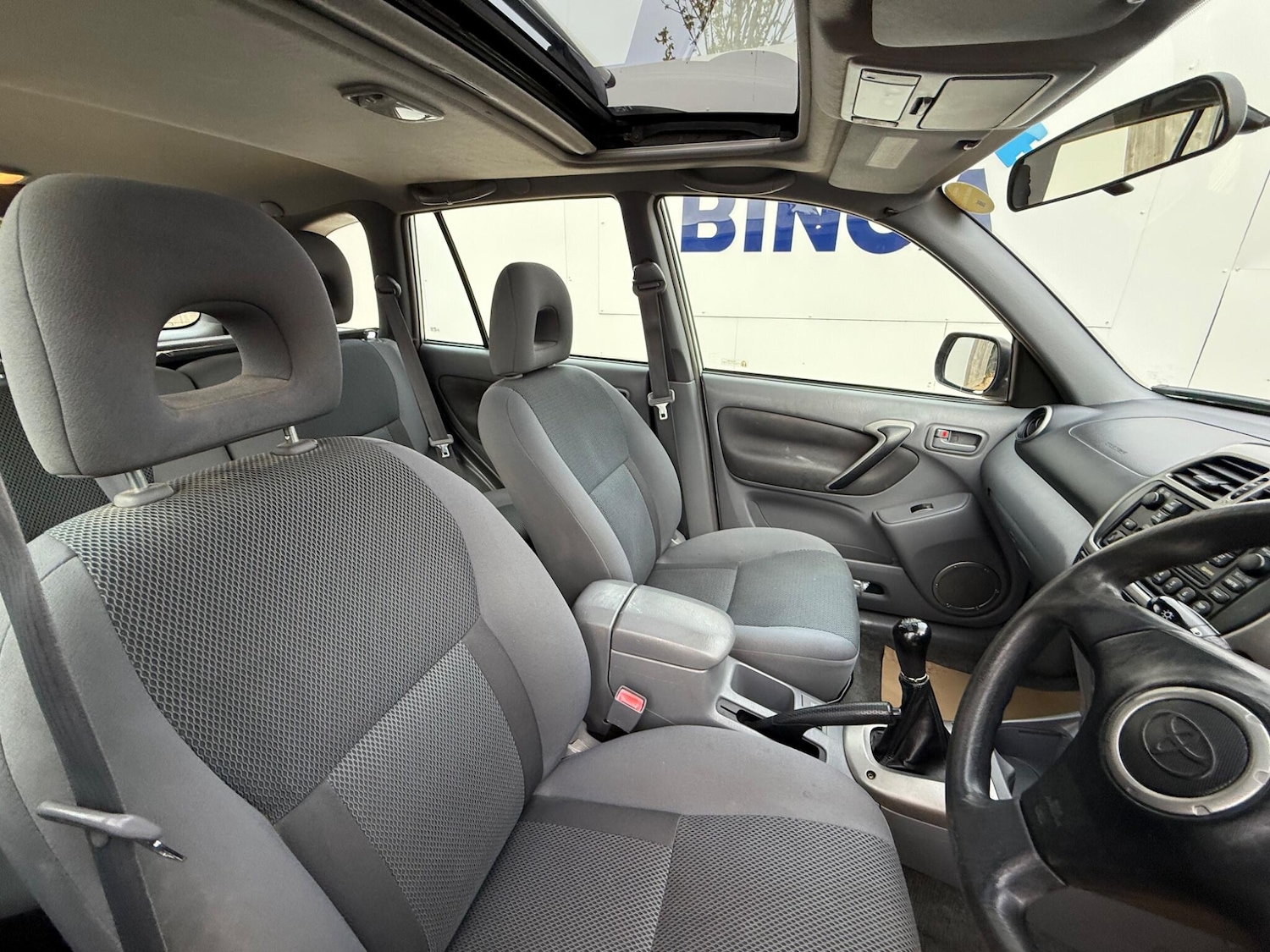 Used Toyota RAV4 for sale - 76095065: Photo 16