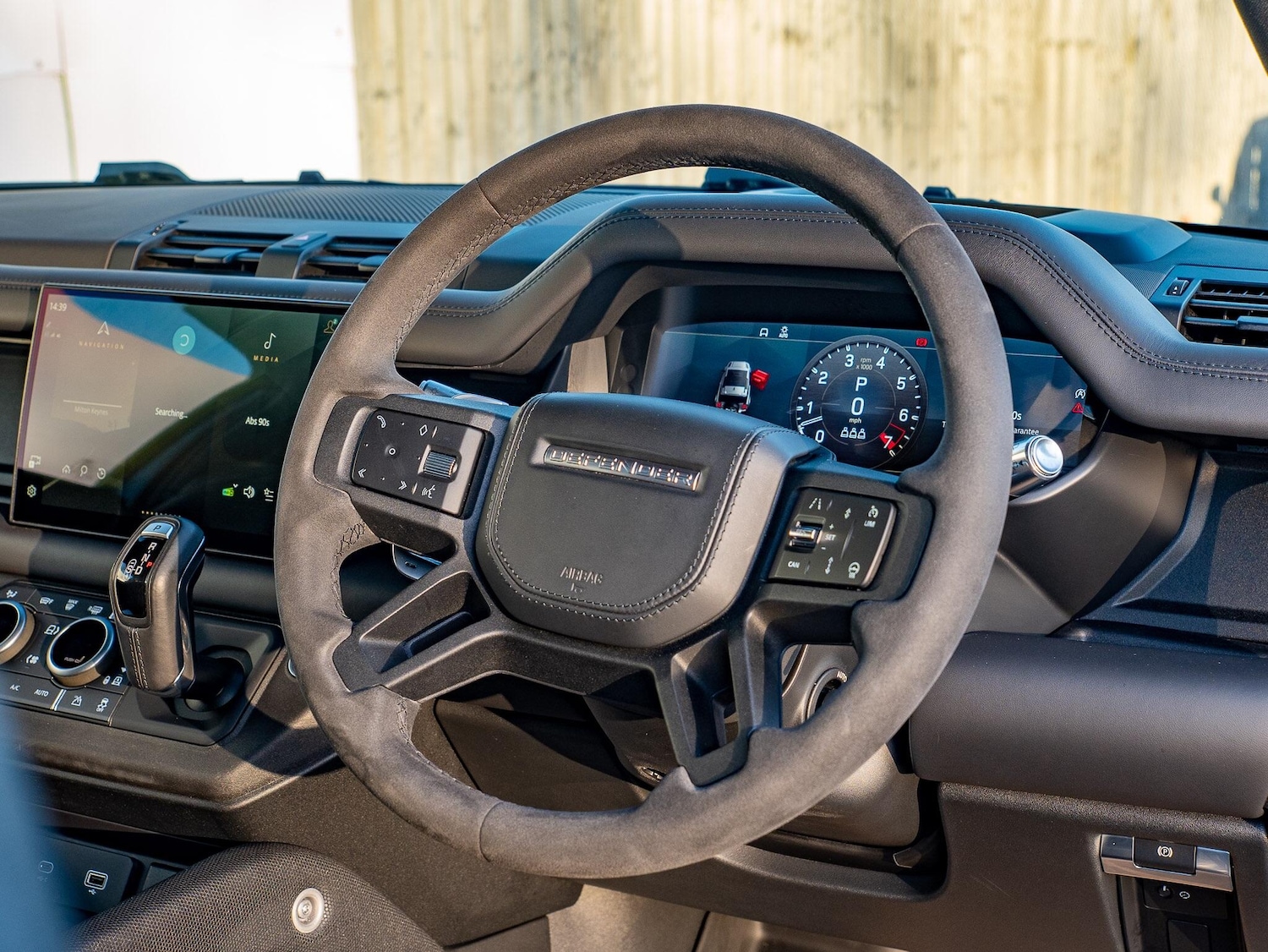 Used Land Rover Defender 90 2021 for sale - 76646230: Photo 36